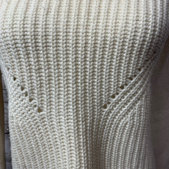 J.Crew Lambs Wool Cream Pointelle Crewneck Sweater - Picture 3 of 6